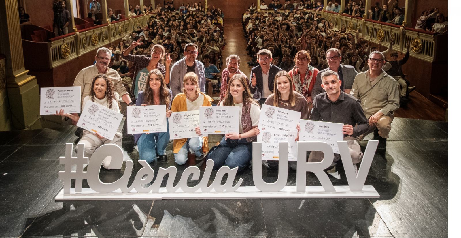 Fatima El Bouhali guanya el concurs “Vols saber què investigo?”
